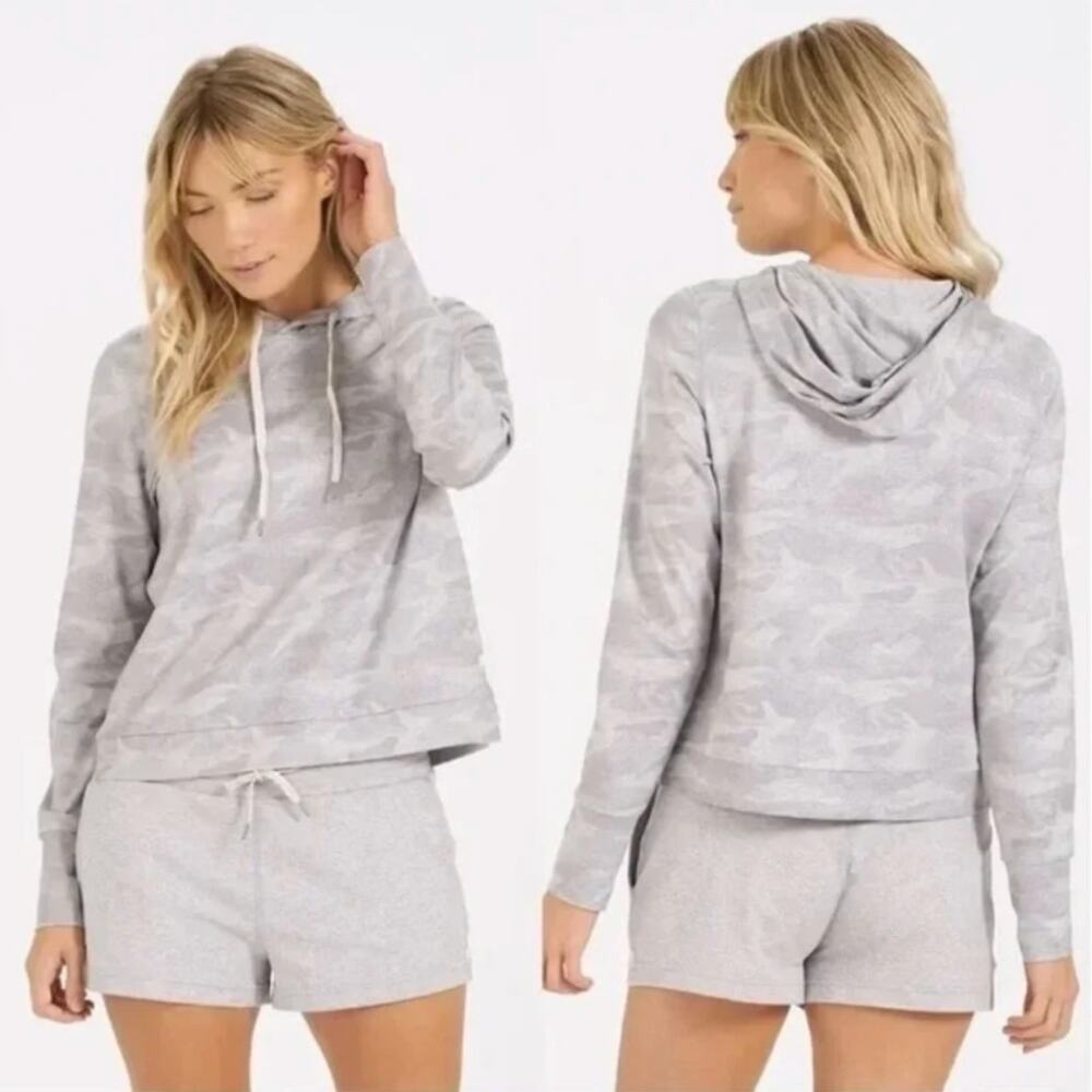 Vuori Halo Essential Hoodie - Grey Camo
